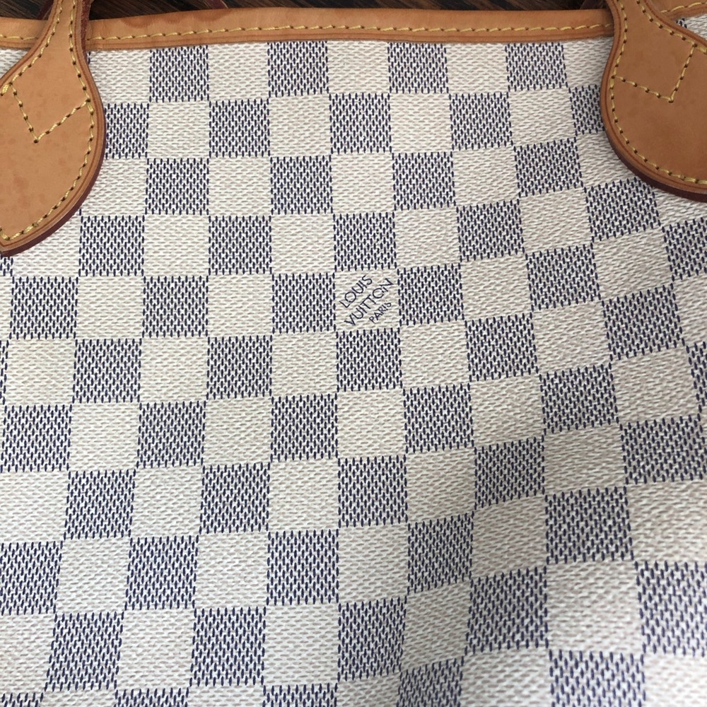 Louis Vuitton Neverfull Damier Azur MM - Picture 8 of 11